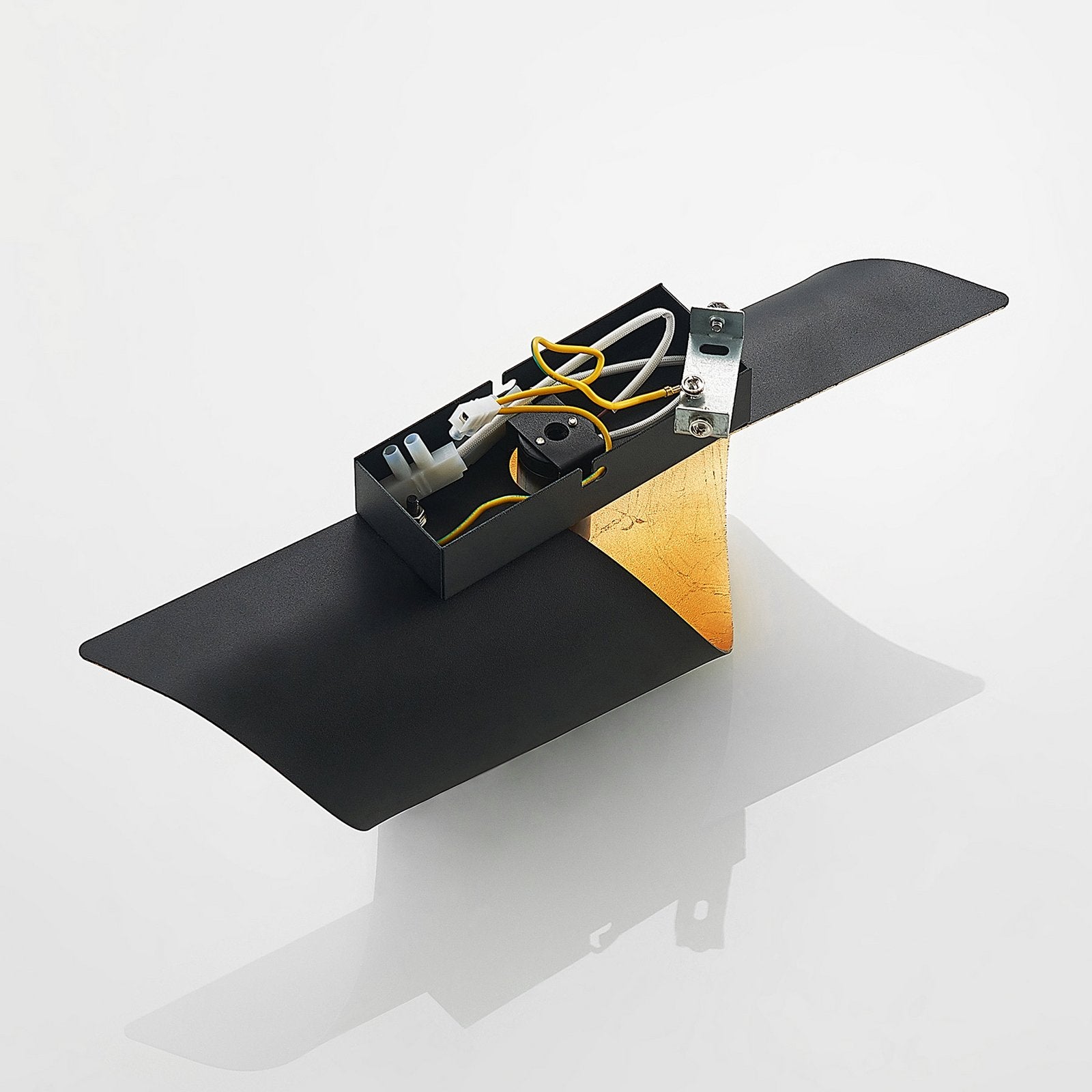 Candeeiro de parede Lindby Desirio, preto/dourado, 35 cm, metal