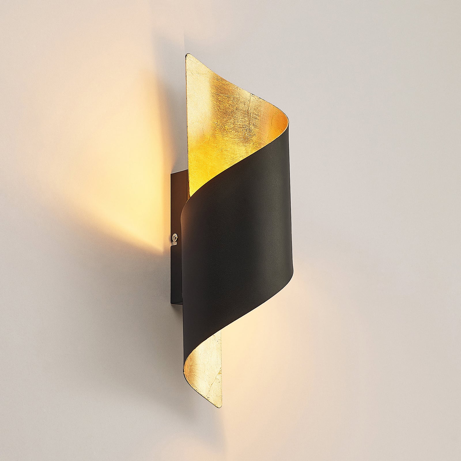 Candeeiro de parede Lindby Desirio, preto/dourado, 35 cm, metal